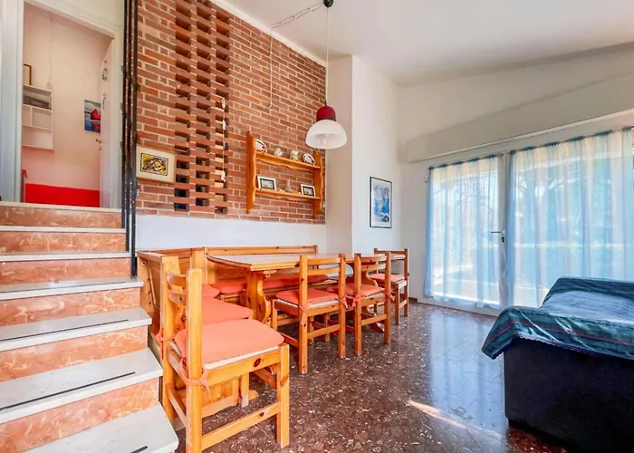 With Garden וילה *